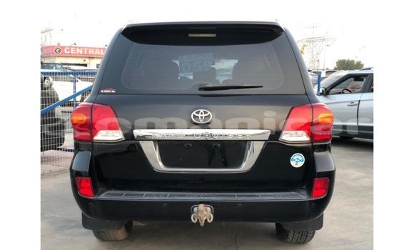 Buy Import Toyota Land Cruiser Black Car in Import - Dubai in Dhufar Buy Import Toyota Land Cruiser Black Car in Import - Dubai in Dhufar