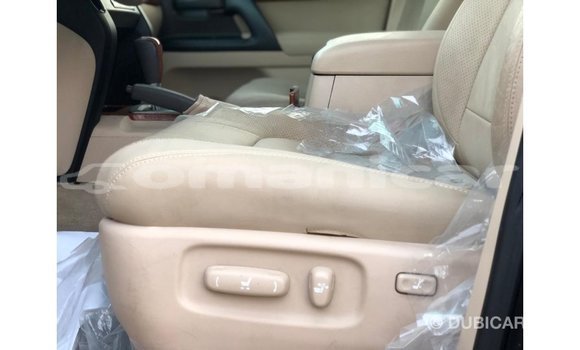 Buy Import Toyota Land Cruiser Black Car in Import - Dubai in Dhufar Buy Import Toyota Land Cruiser Black Car in Import - Dubai in Dhufar