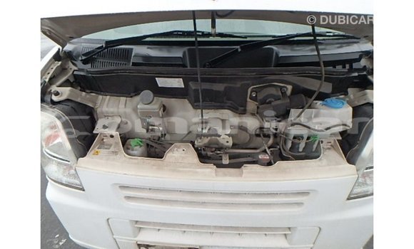 Buy Import Suzuki Every White Car in Import - Dubai in Dhufar Buy Import Suzuki Every White Car in Import - Dubai in Dhufar