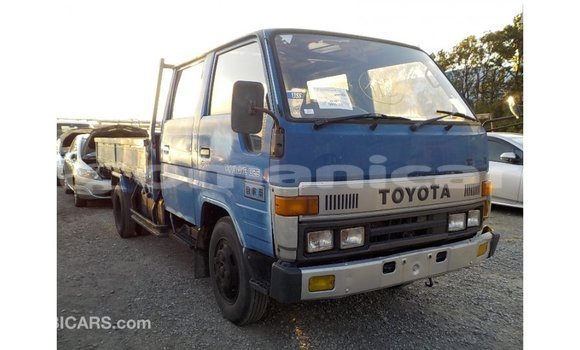Buy Import Toyota Dyna Blue Car in Import - Dubai in Dhufar Buy Import Toyota Dyna Blue Car in Import - Dubai in Dhufar