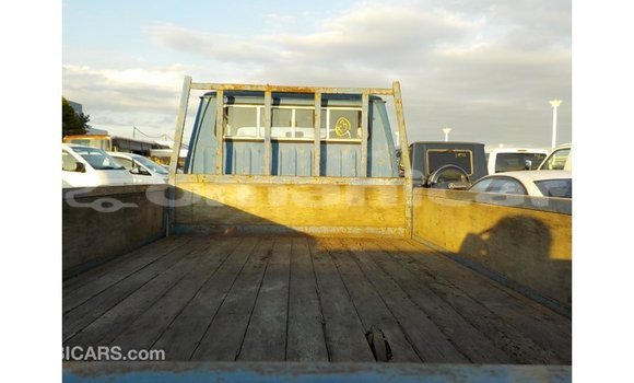 Buy Import Toyota Dyna Blue Car in Import - Dubai in Dhufar Buy Import Toyota Dyna Blue Car in Import - Dubai in Dhufar