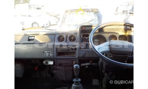 Buy Import Toyota Dyna Blue Car in Import - Dubai in Dhufar Buy Import Toyota Dyna Blue Car in Import - Dubai in Dhufar