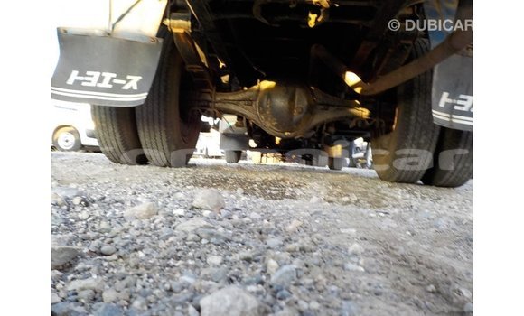 Buy Import Toyota Dyna Blue Car in Import - Dubai in Dhufar Buy Import Toyota Dyna Blue Car in Import - Dubai in Dhufar