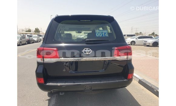 Buy Import Toyota Land Cruiser Black Car in Import - Dubai in Dhufar Buy Import Toyota Land Cruiser Black Car in Import - Dubai in Dhufar