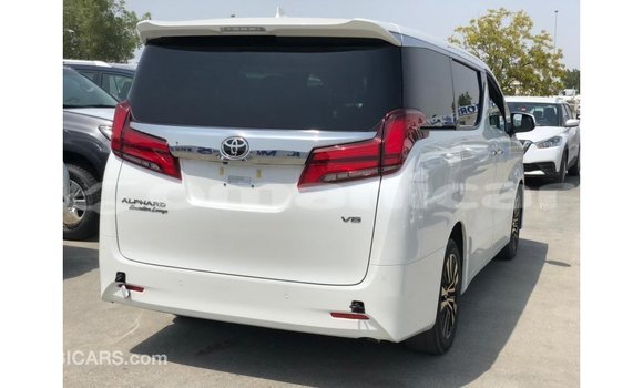 Buy Import Toyota Alphard White Car in Import - Dubai in Dhufar Buy Import Toyota Alphard White Car in Import - Dubai in Dhufar