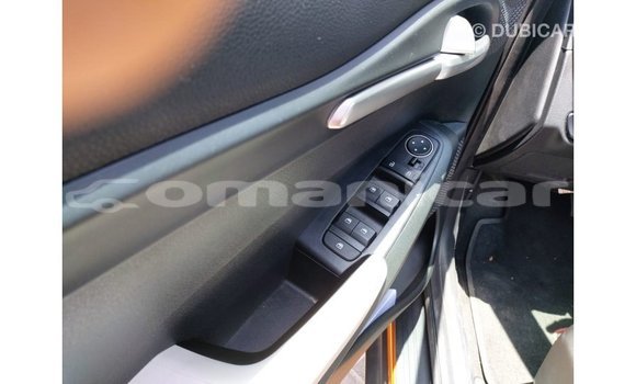 Buy Import Kia Carens Other Car in Import - Dubai in Dhufar Buy Import Kia Carens Other Car in Import - Dubai in Dhufar