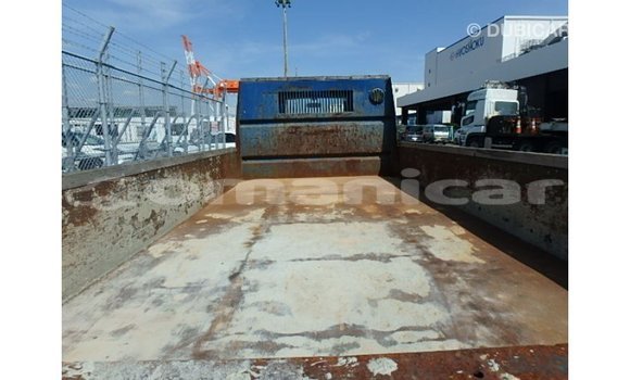 Buy Import Mazda 2 Blue Car in Import - Dubai in Dhufar Buy Import Mazda 2 Blue Car in Import - Dubai in Dhufar