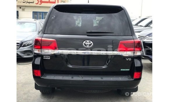 Buy Import Toyota Land Cruiser Black Car in Import - Dubai in Dhufar Buy Import Toyota Land Cruiser Black Car in Import - Dubai in Dhufar