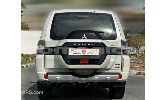 Buy Import Mitsubishi Pajero White Car in Import - Dubai in Dhufar Buy Import Mitsubishi Pajero White Car in Import - Dubai in Dhufar