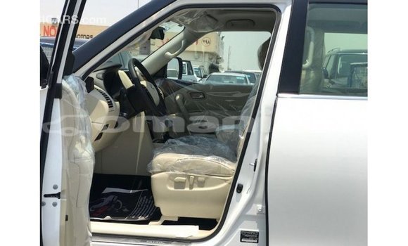Buy Import Nissan Patrol White Car in Import - Dubai in Dhufar Buy Import Nissan Patrol White Car in Import - Dubai in Dhufar