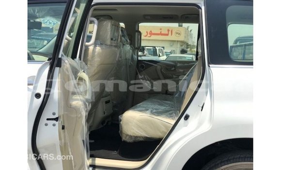 Buy Import Nissan Patrol White Car in Import - Dubai in Dhufar Buy Import Nissan Patrol White Car in Import - Dubai in Dhufar