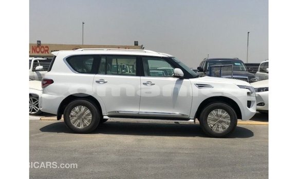 Buy Import Nissan Patrol White Car in Import - Dubai in Dhufar Buy Import Nissan Patrol White Car in Import - Dubai in Dhufar