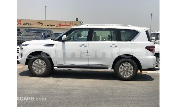 Buy Import Nissan Patrol White Car in Import - Dubai in Dhufar Buy Import Nissan Patrol White Car in Import - Dubai in Dhufar