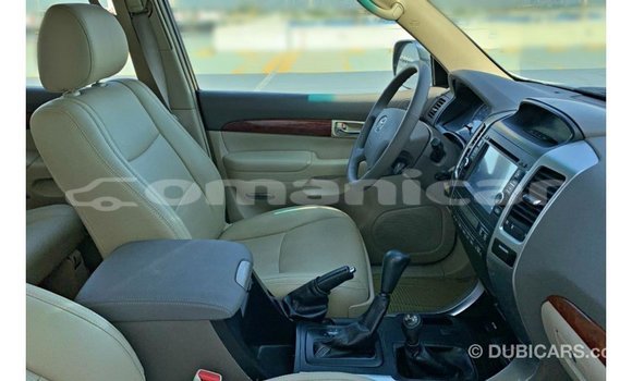 Buy Import Toyota Prado White Car in Import - Dubai in Dhufar Buy Import Toyota Prado White Car in Import - Dubai in Dhufar