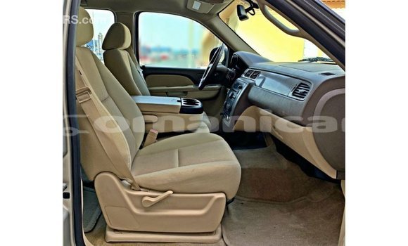 Buy Import Chevrolet Tahoe Other Car in Import - Dubai in Dhufar Buy Import Chevrolet Tahoe Other Car in Import - Dubai in Dhufar