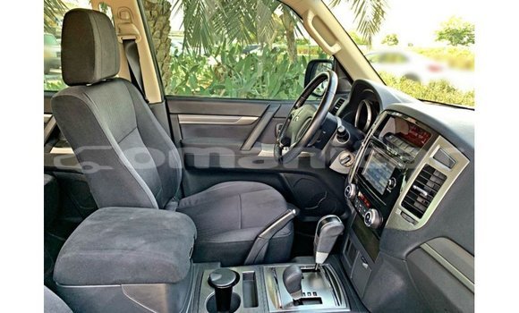 Buy Import Mitsubishi Pajero Other Car in Import - Dubai in Dhufar Buy Import Mitsubishi Pajero Other Car in Import - Dubai in Dhufar
