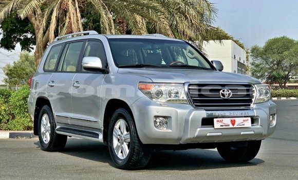 Buy Import Toyota Land Cruiser Other Car in Import - Dubai in Dhufar Buy Import Toyota Land Cruiser Other Car in Import - Dubai in Dhufar