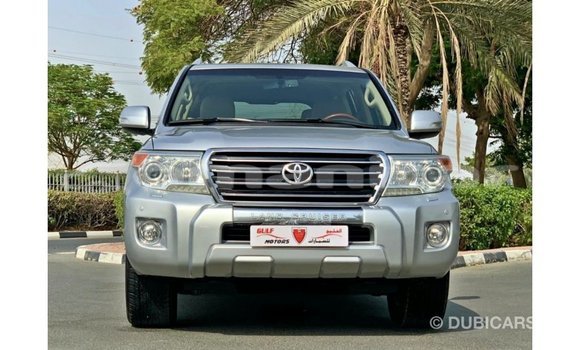 Buy Import Toyota Land Cruiser Other Car in Import - Dubai in Dhufar Buy Import Toyota Land Cruiser Other Car in Import - Dubai in Dhufar