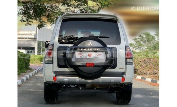 Buy Import Mitsubishi Pajero White Car in Import - Dubai in Dhufar Buy Import Mitsubishi Pajero White Car in Import - Dubai in Dhufar