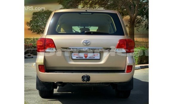 Buy Import Toyota Land Cruiser Other Car in Import - Dubai in Dhufar Buy Import Toyota Land Cruiser Other Car in Import - Dubai in Dhufar