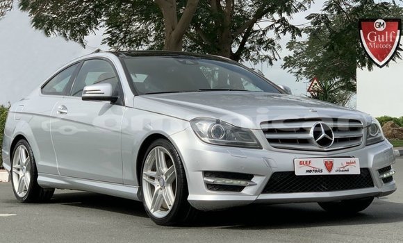 Buy Import Mercedes-Benz 190 Other Car in Import - Dubai in Dhufar Buy Import Mercedes-Benz 190 Other Car in Import - Dubai in Dhufar