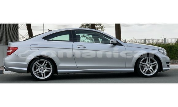 Buy Import Mercedes-Benz 190 Other Car in Import - Dubai in Dhufar Buy Import Mercedes-Benz 190 Other Car in Import - Dubai in Dhufar