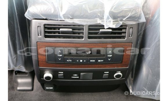 Buy Import Toyota Land Cruiser White Car in Import - Dubai in Dhufar Buy Import Toyota Land Cruiser White Car in Import - Dubai in Dhufar