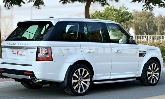 Buy Import Land Rover Range Rover White Car in Import - Dubai in Dhufar Buy Import Land Rover Range Rover White Car in Import - Dubai in Dhufar