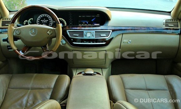 Buy Import Mercedes-Benz 200 Blue Car in Import - Dubai in Dhufar Buy Import Mercedes-Benz 200 Blue Car in Import - Dubai in Dhufar