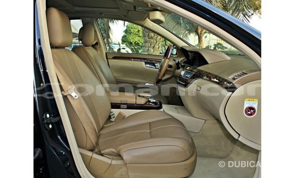 Buy Import Mercedes-Benz 200 Blue Car in Import - Dubai in Dhufar Buy Import Mercedes-Benz 200 Blue Car in Import - Dubai in Dhufar