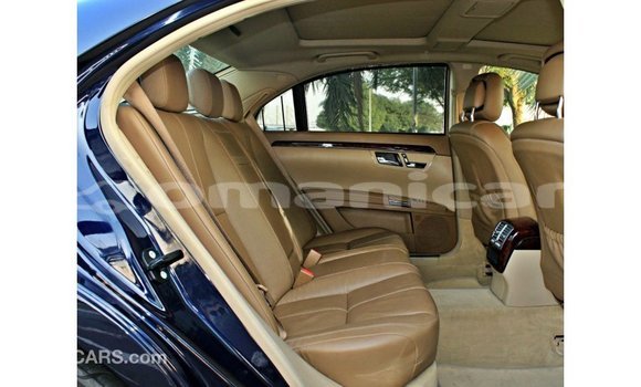 Buy Import Mercedes-Benz 200 Blue Car in Import - Dubai in Dhufar Buy Import Mercedes-Benz 200 Blue Car in Import - Dubai in Dhufar
