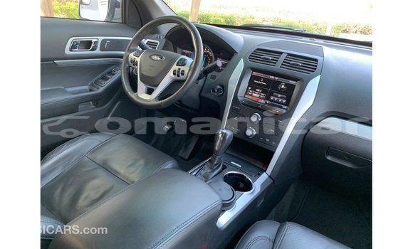 Buy Import Ford Explorer White Car in Import - Dubai in Dhufar Buy Import Ford Explorer White Car in Import - Dubai in Dhufar