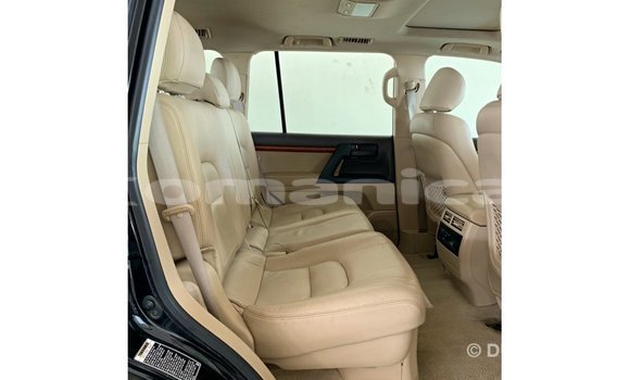 Buy Import Toyota Land Cruiser Black Car in Import - Dubai in Dhufar Buy Import Toyota Land Cruiser Black Car in Import - Dubai in Dhufar