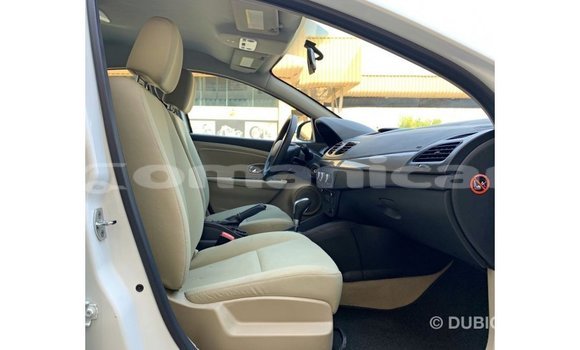 Buy Import Renault Fluence White Car in Import - Dubai in Dhufar Buy Import Renault Fluence White Car in Import - Dubai in Dhufar