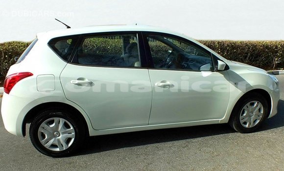 Buy Import Nissan Tiida White Car in Import - Dubai in Dhufar Buy Import Nissan Tiida White Car in Import - Dubai in Dhufar