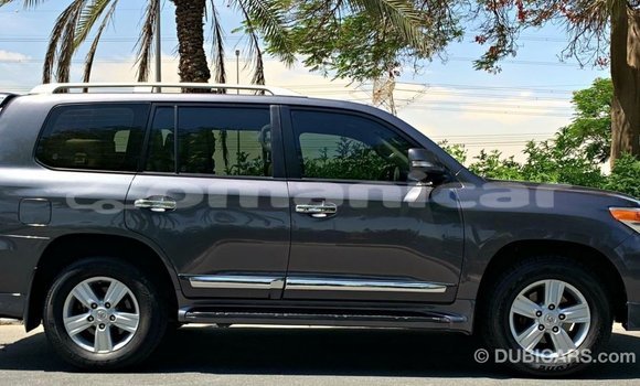 Buy Import Toyota Land Cruiser Other Car in Import - Dubai in Dhufar Buy Import Toyota Land Cruiser Other Car in Import - Dubai in Dhufar