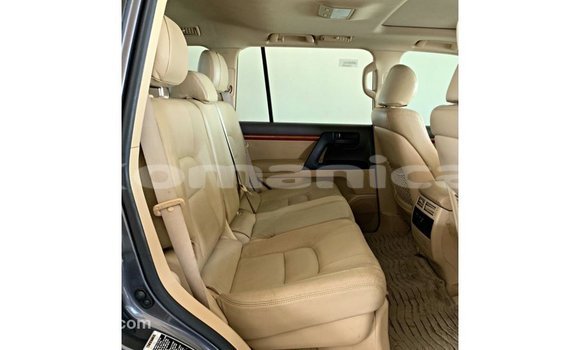 Buy Import Toyota Land Cruiser Other Car in Import - Dubai in Dhufar Buy Import Toyota Land Cruiser Other Car in Import - Dubai in Dhufar
