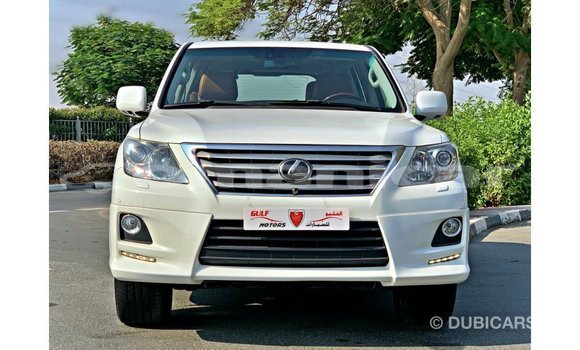 Buy Import Lexus LX White Car in Import - Dubai in Dhufar Buy Import Lexus LX White Car in Import - Dubai in Dhufar
