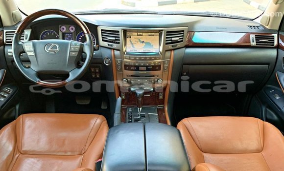 Buy Import Lexus LX White Car in Import - Dubai in Dhufar Buy Import Lexus LX White Car in Import - Dubai in Dhufar