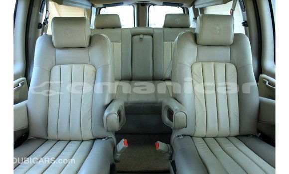 Buy Import GMC Acadia Other Car in Import - Dubai in Dhufar Buy Import GMC Acadia Other Car in Import - Dubai in Dhufar