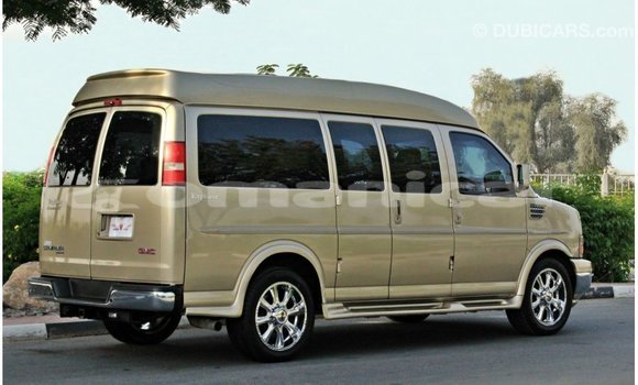 Buy Import GMC Acadia Other Car in Import - Dubai in Dhufar Buy Import GMC Acadia Other Car in Import - Dubai in Dhufar