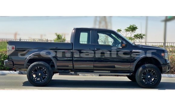 Buy Import Ford Club Wagon Black Car in Import - Dubai in Dhufar Buy Import Ford Club Wagon Black Car in Import - Dubai in Dhufar