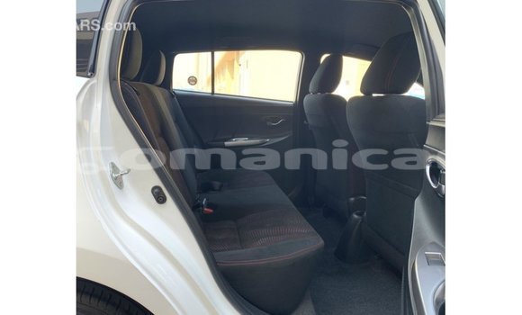 Buy Import Toyota Yaris White Car in Import - Dubai in Dhufar Buy Import Toyota Yaris White Car in Import - Dubai in Dhufar