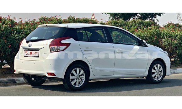 Buy Import Toyota Yaris White Car in Import - Dubai in Dhufar Buy Import Toyota Yaris White Car in Import - Dubai in Dhufar