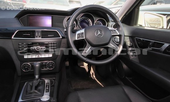 Buy Import Mercedes-Benz 200 White Car in Import - Dubai in Dhufar Buy Import Mercedes-Benz 200 White Car in Import - Dubai in Dhufar