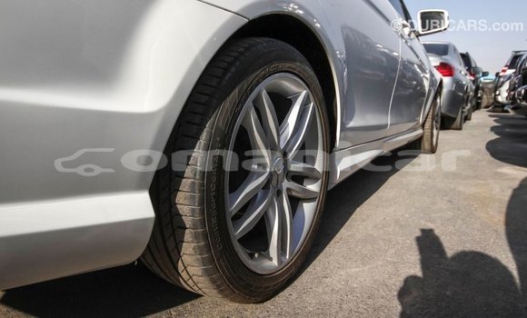 Buy Import Mercedes-Benz 200 White Car in Import - Dubai in Dhufar Buy Import Mercedes-Benz 200 White Car in Import - Dubai in Dhufar