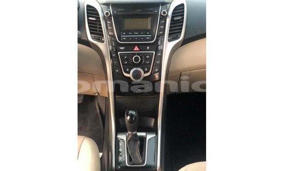 Buy Import Hyundai Elantra Red Car in Import - Dubai in Dhufar Buy Import Hyundai Elantra Red Car in Import - Dubai in Dhufar