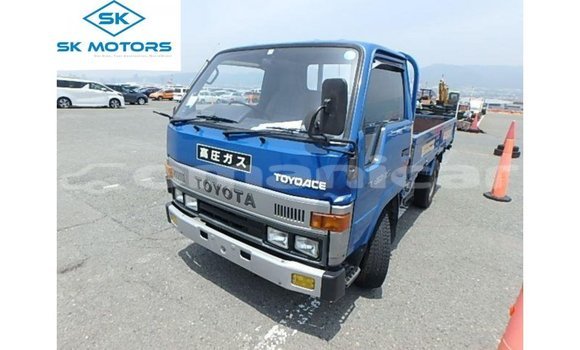 Buy Import Toyota 4Runner Blue Car in Import - Dubai in Dhufar Buy Import Toyota 4Runner Blue Car in Import - Dubai in Dhufar