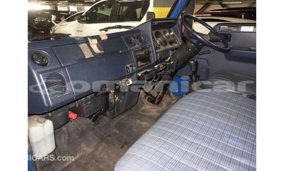 Buy Import Toyota 4Runner Blue Car in Import - Dubai in Dhufar Buy Import Toyota 4Runner Blue Car in Import - Dubai in Dhufar