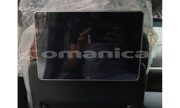 Buy Import Toyota Land Cruiser White Car in Import - Dubai in Dhufar Buy Import Toyota Land Cruiser White Car in Import - Dubai in Dhufar